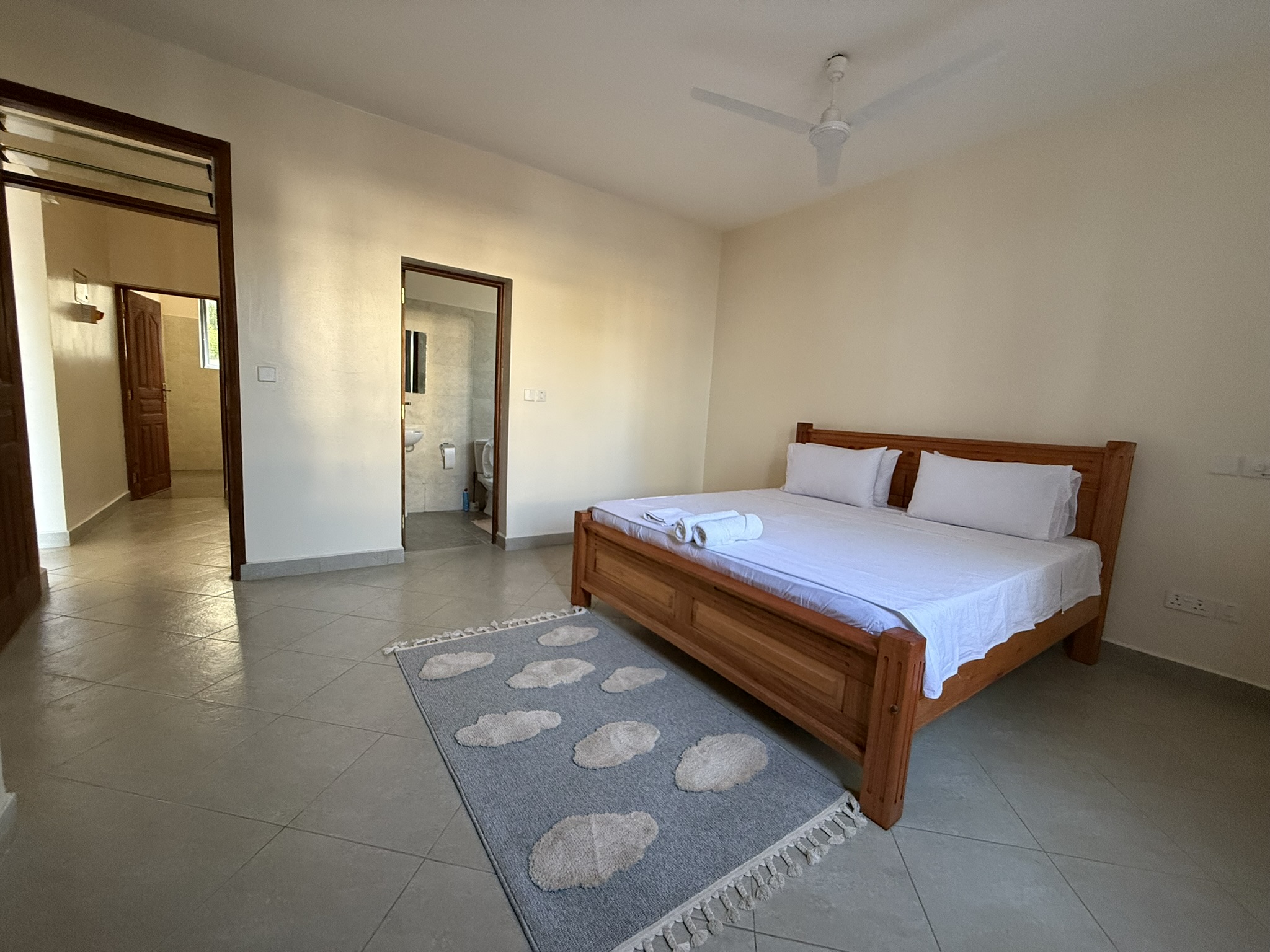 Cloud Bedroom 3